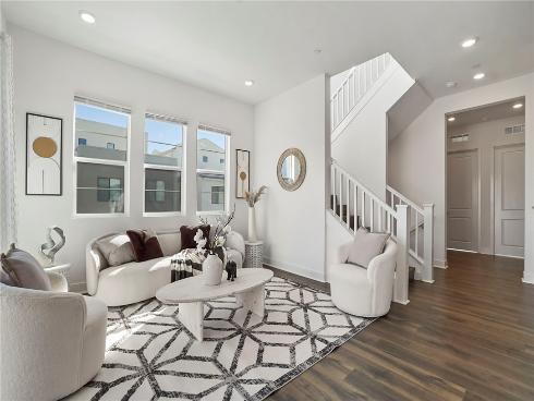 140 Yugen , Irvine, CA