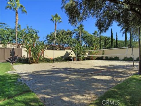 97 Twin Gables , Irvine, CA