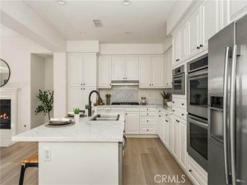 97 Twin Gables , Irvine, CA