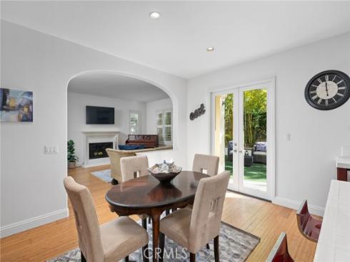 40  Waterspout  , Irvine, CA