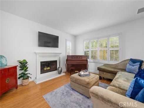 40  Waterspout  , Irvine, CA