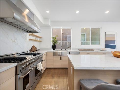 6 Broadleaf , Irvine, CA