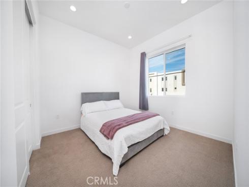 211 Baluster , Irvine, CA