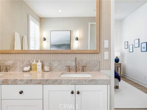 109 Fairgreen , Irvine, CA