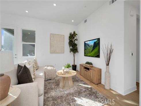 113  Junco  , Irvine, CA