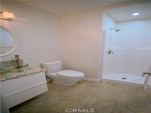 10  Raleigh  , Irvine, CA