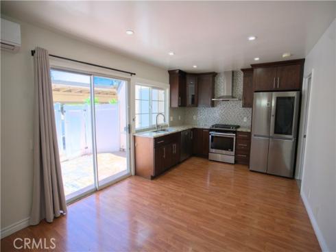 10  Raleigh  , Irvine, CA