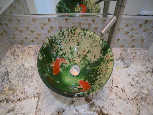 10  Raleigh  , Irvine, CA