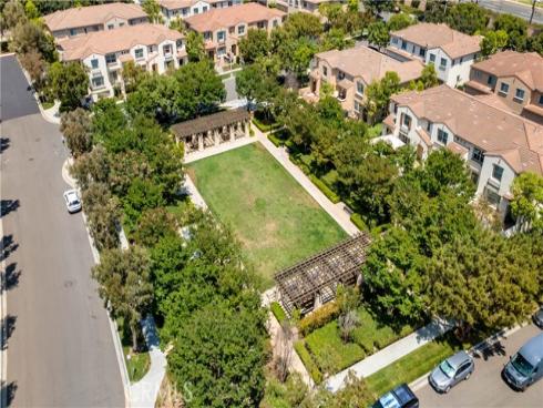 23  Crosspointe  , Irvine, CA