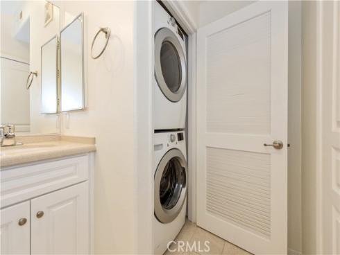 3261  Watermarke  , Irvine, CA