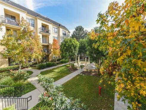 3261  Watermarke  , Irvine, CA