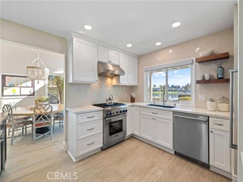 4  Rushingwind  7 , Irvine, CA