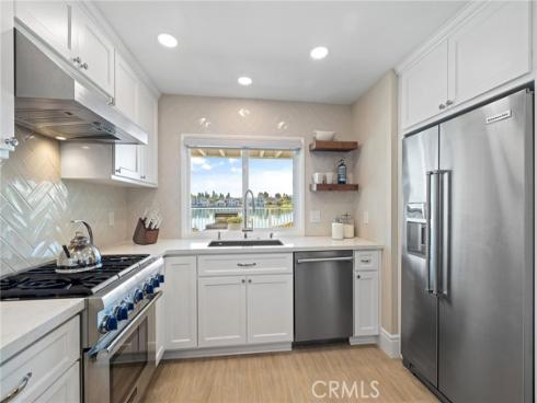 4  Rushingwind  7 , Irvine, CA