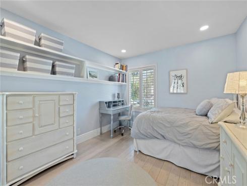 4  Rushingwind  7 , Irvine, CA