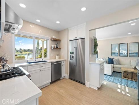 4  Rushingwind  7 , Irvine, CA