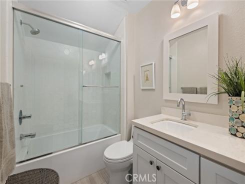 4  Rushingwind  7 , Irvine, CA