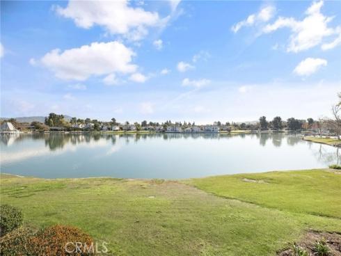 4  Rushingwind  7 , Irvine, CA