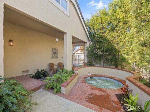 4  Rushingwind  7 , Irvine, CA