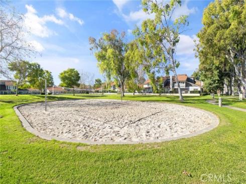 4  Rushingwind  7 , Irvine, CA