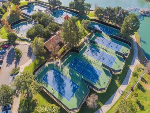 4  Rushingwind  7 , Irvine, CA