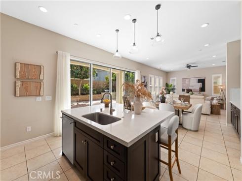 172  Newall  , Irvine, CA