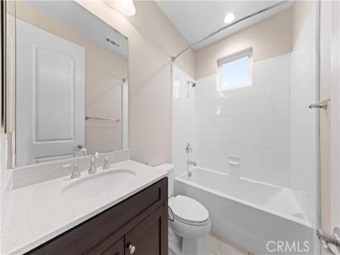 172  Newall  , Irvine, CA