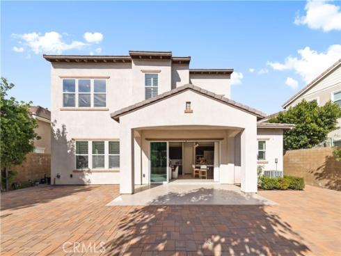 172  Newall  , Irvine, CA