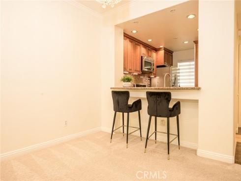 2233  Martin  311 , Irvine, CA