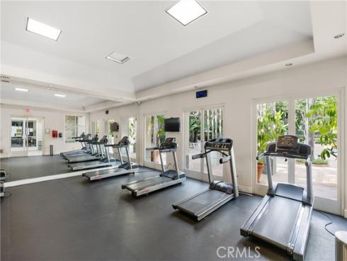 2233  Martin  311 , Irvine, CA