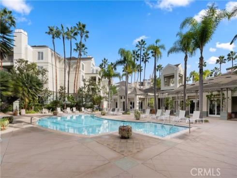 2233  Martin  311 , Irvine, CA