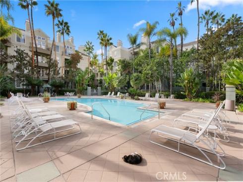 2233  Martin  311 , Irvine, CA