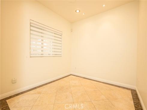 2233  Martin  311 , Irvine, CA