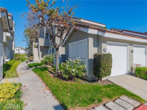527  Springbrook  , Irvine, CA