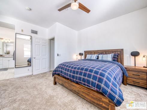 50  Vintage  , Irvine, CA