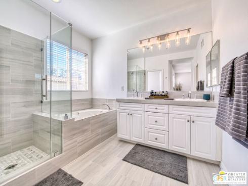 50  Vintage  , Irvine, CA