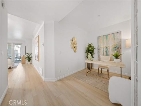 2233  Martin  204 , Irvine, CA