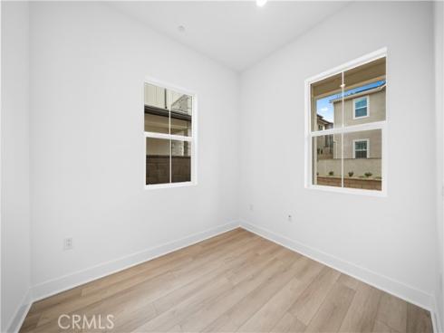 265  shoveler  , Irvine, CA