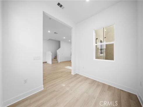 265  shoveler  , Irvine, CA