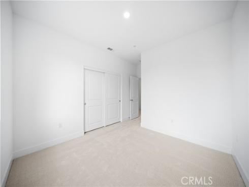 265  shoveler  , Irvine, CA