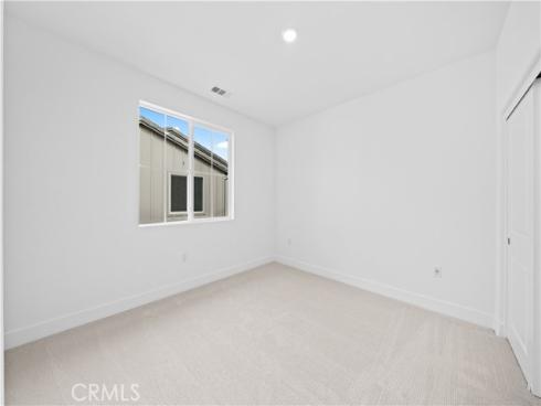 265  shoveler  , Irvine, CA