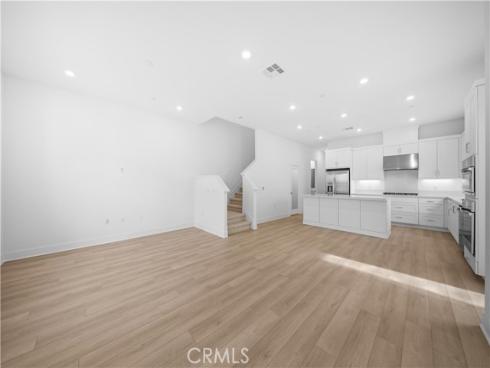 265  shoveler  , Irvine, CA