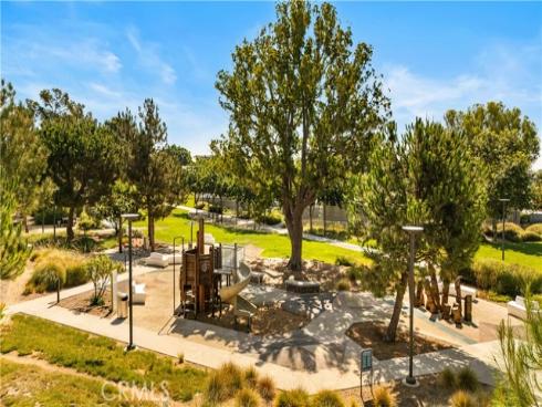 265  shoveler  , Irvine, CA