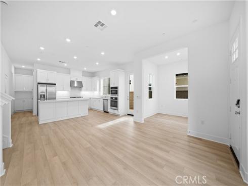 265  shoveler  , Irvine, CA