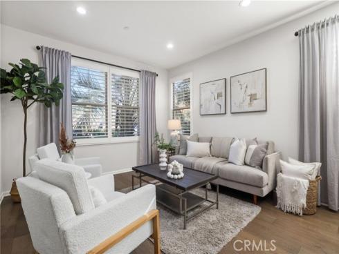 148  Velvet Flower  , Irvine, CA