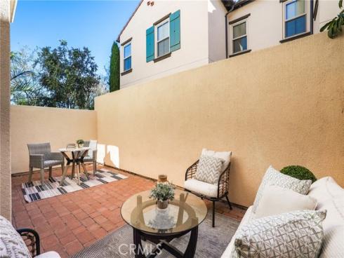 148  Velvet Flower  , Irvine, CA