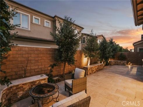 84  Rockinghorse  , Irvine, CA