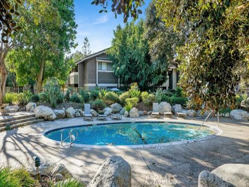 239  Streamwood  , Irvine, CA