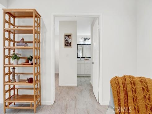 239  Streamwood  , Irvine, CA