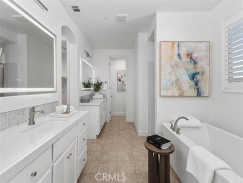 109 Nickel , Irvine, CA