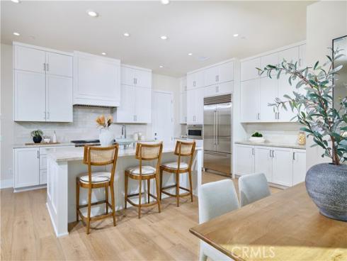 109 Oakstone , Irvine, CA